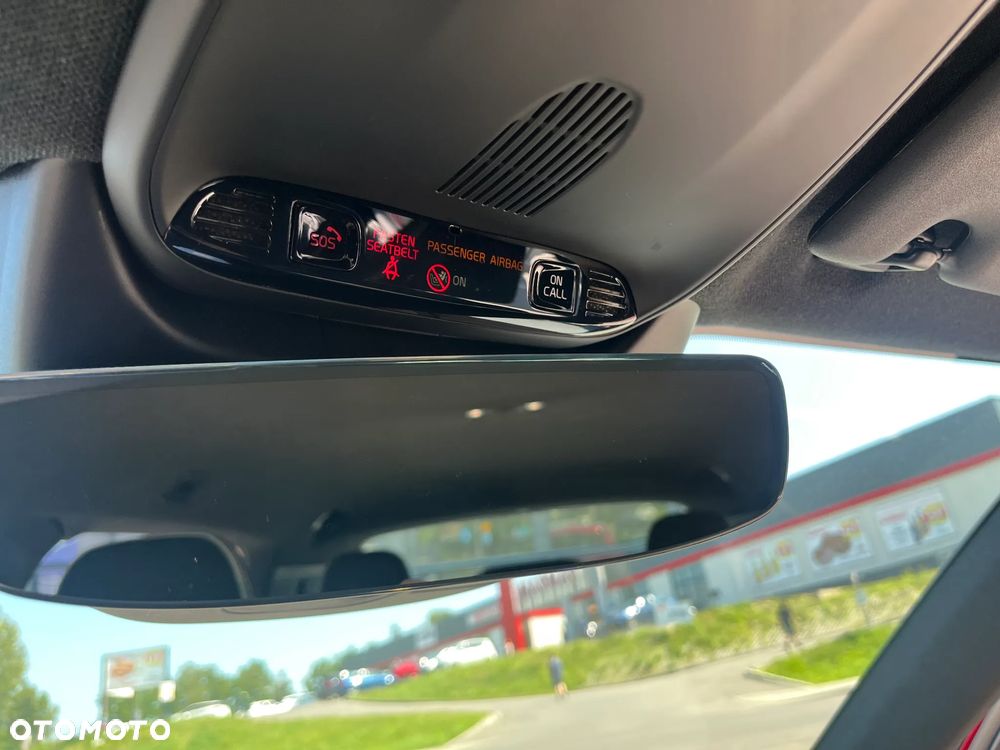 Volvo XC 40 T2 Core - 35