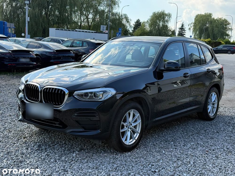 BMW X3 xDrive20i Advantage - 2