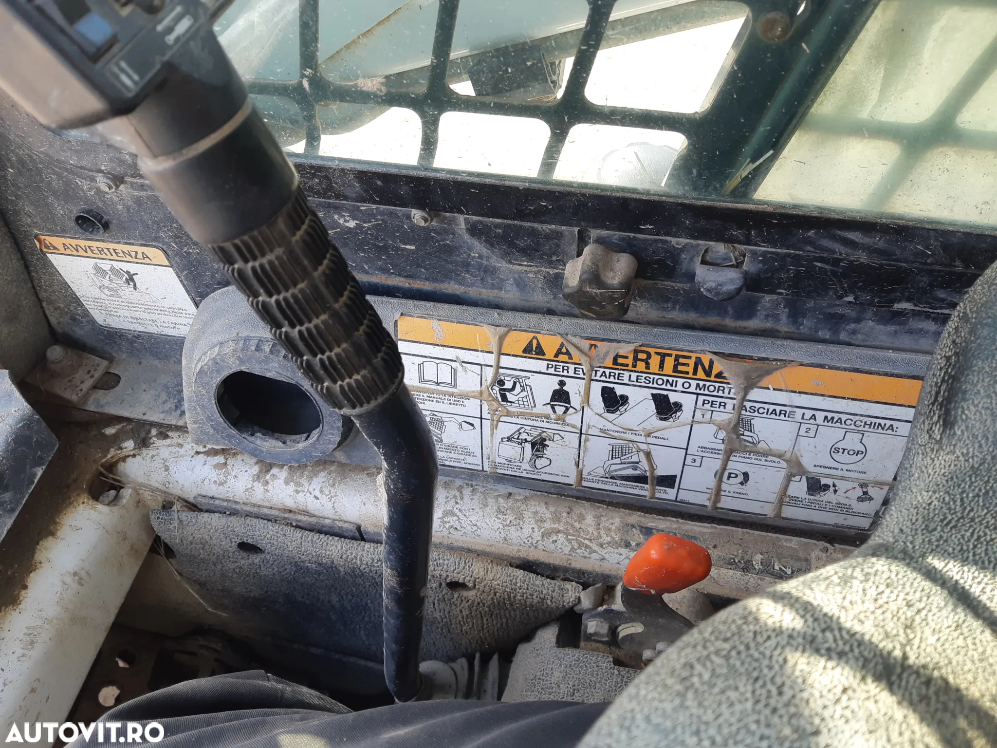 Bobcat T190 - 13