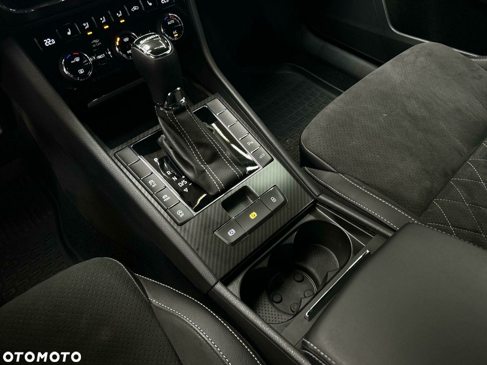 Skoda Superb 2.0 TSI Sportline DSG - 17