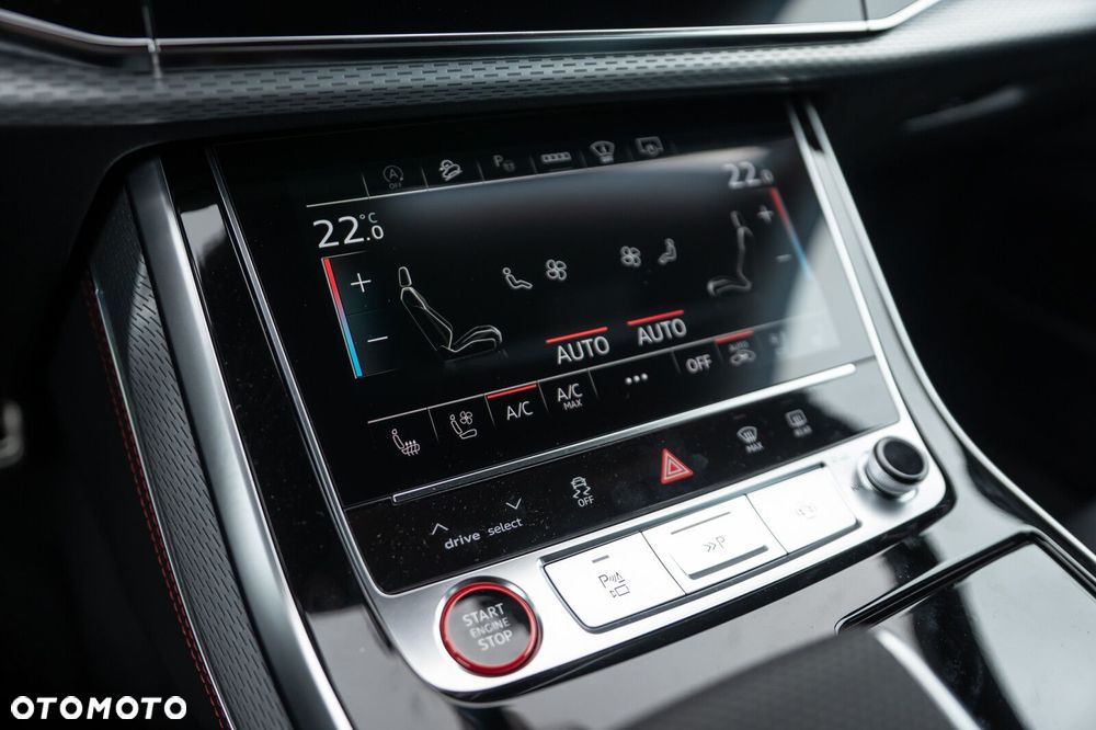 Audi SQ8 - 32