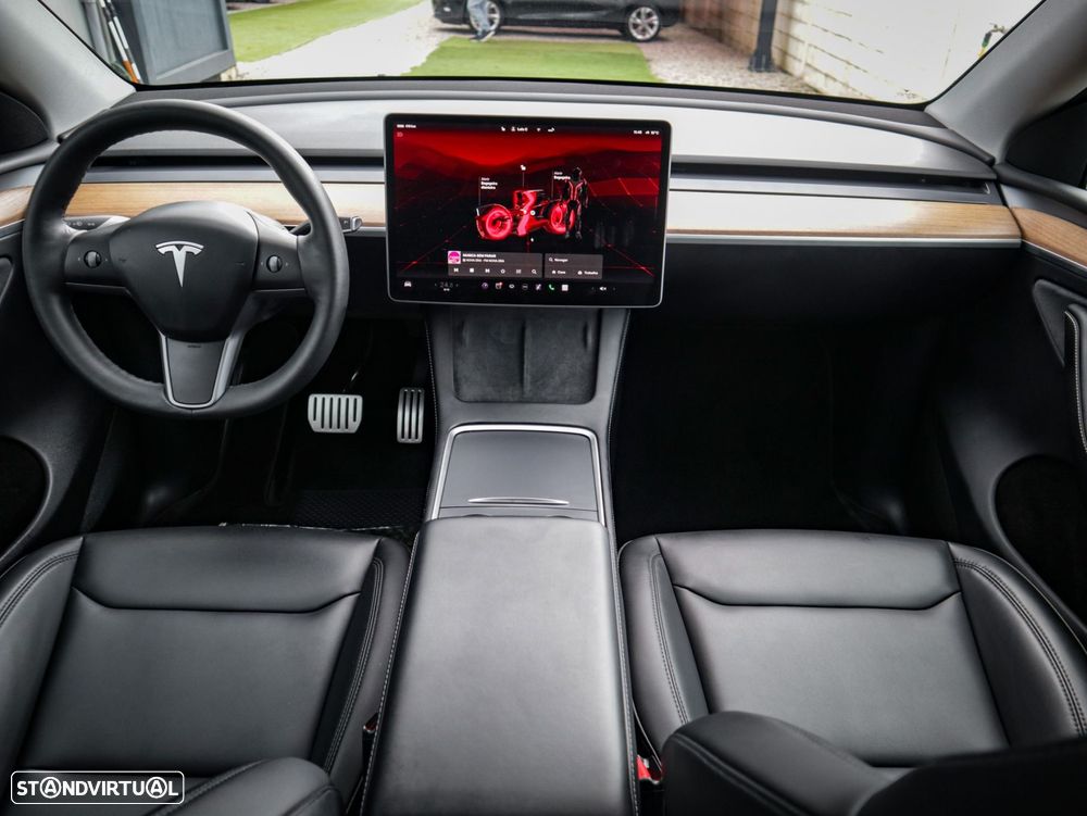 Tesla Model Y Performance Tração Integral - 34