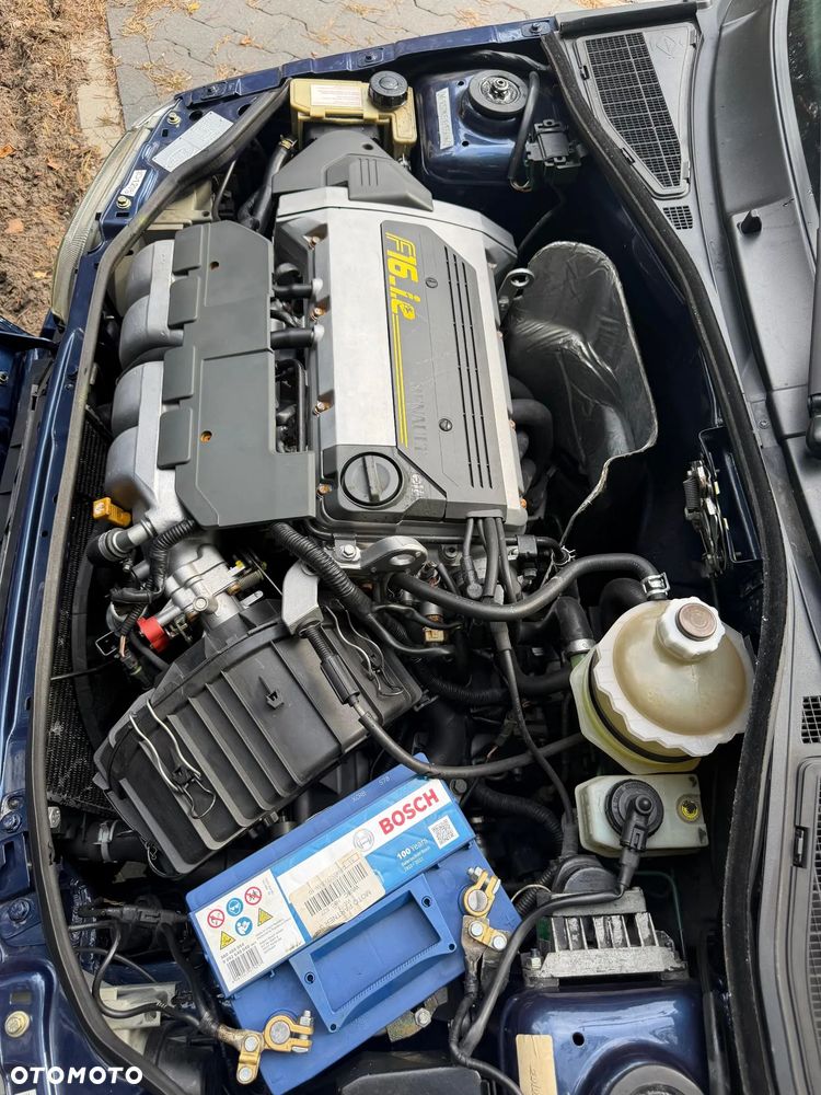Renault Clio 2.0i Williams - 15