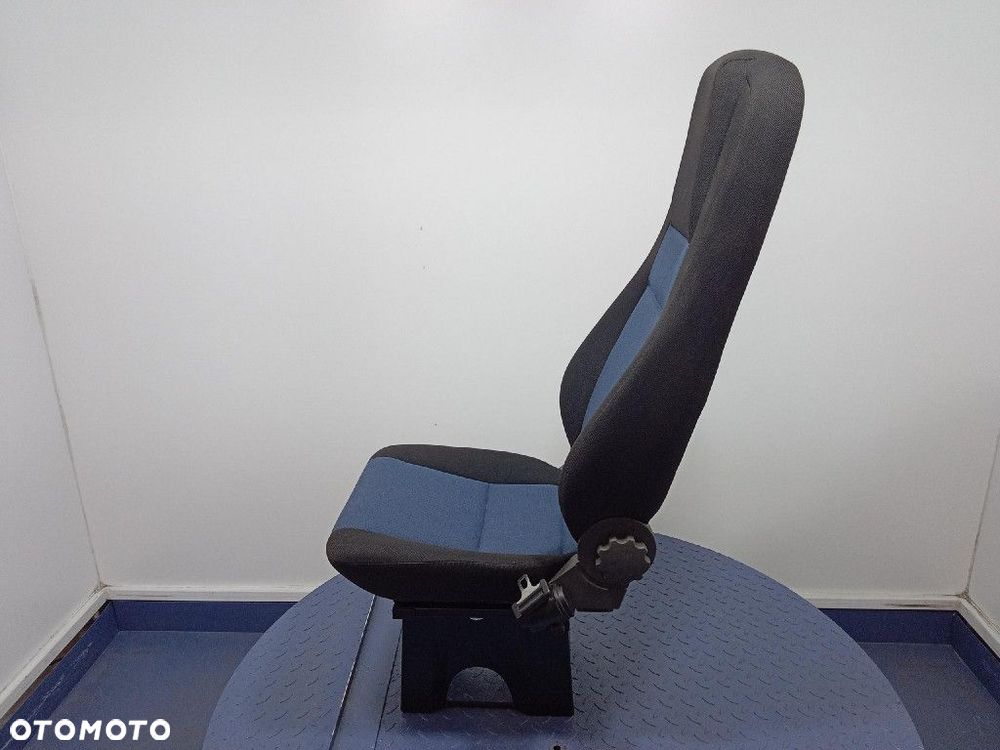 RENAULT TRAFIC II FOTEL PASAŻERA TYLNY CARPOL - 2