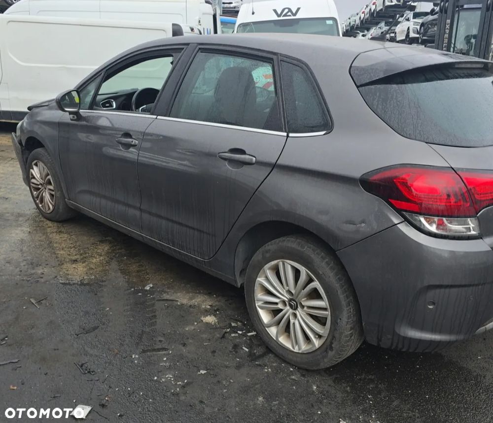 Citroën C4 1.6 BlueHDi Feel Edition S&S EAT6 - 5