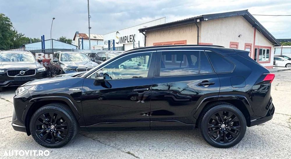 Toyota RAV4 - 4