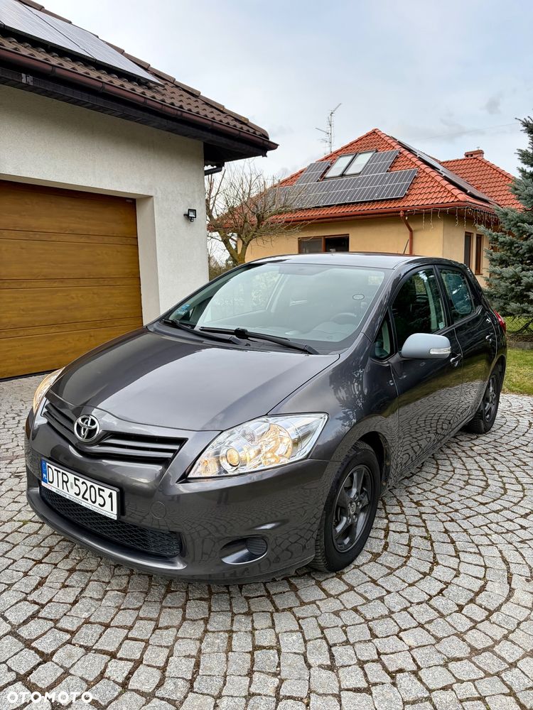 Toyota Auris 1.33 VVT-i Active - 1