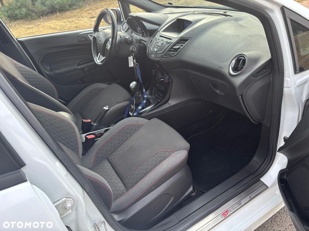 Ford Fiesta 1.0 EcoBoost STart-Stop ST-LINE - 11