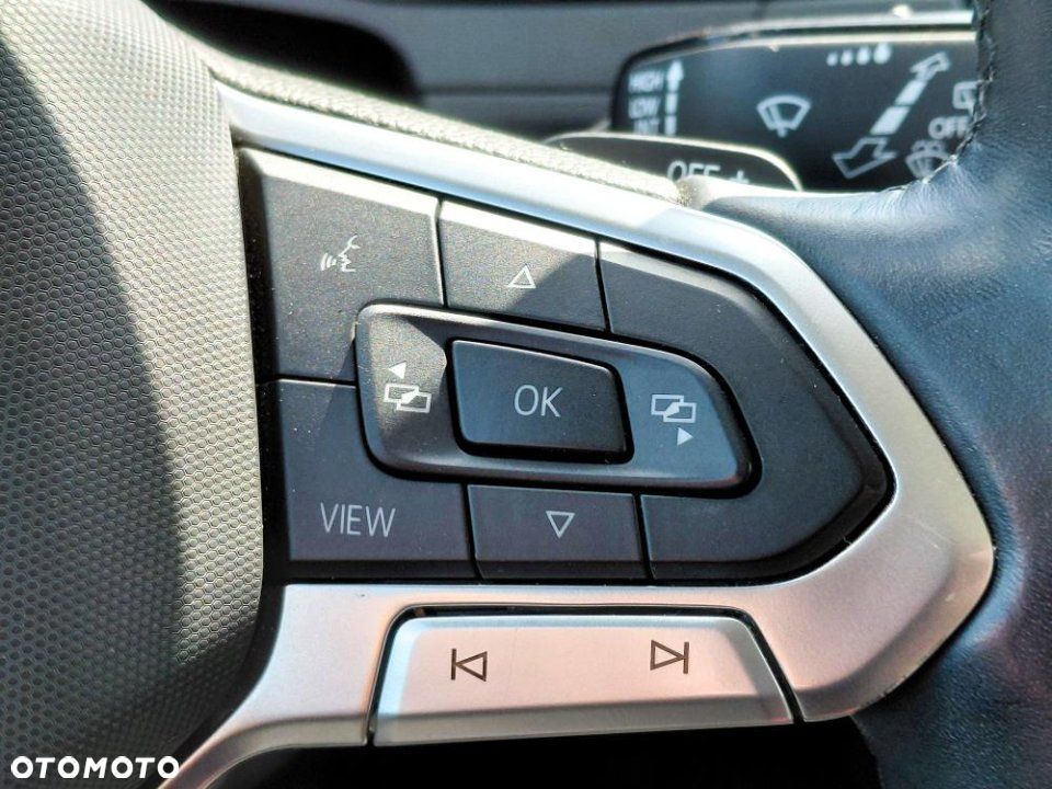 Volkswagen Passat - 18