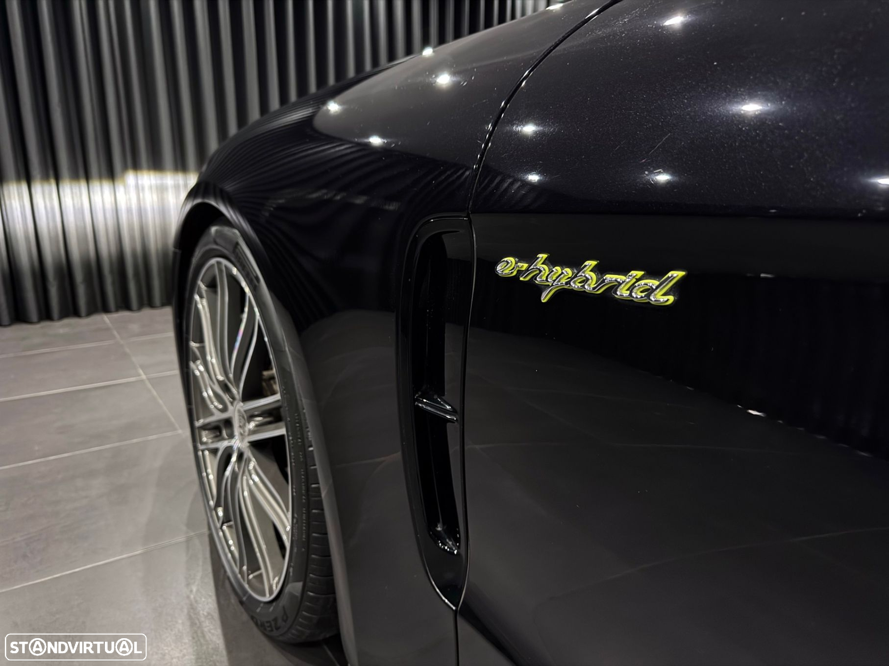 Porsche Panamera Sport Turismo - 14