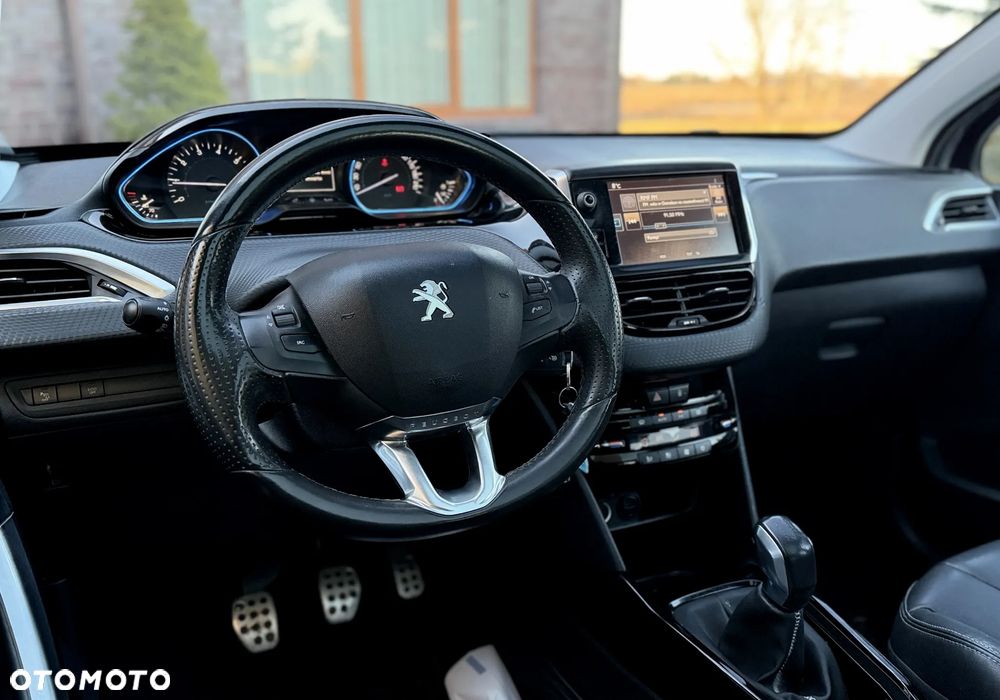 Peugeot 2008 PureTech 110 Stop&Start Crossway - 22