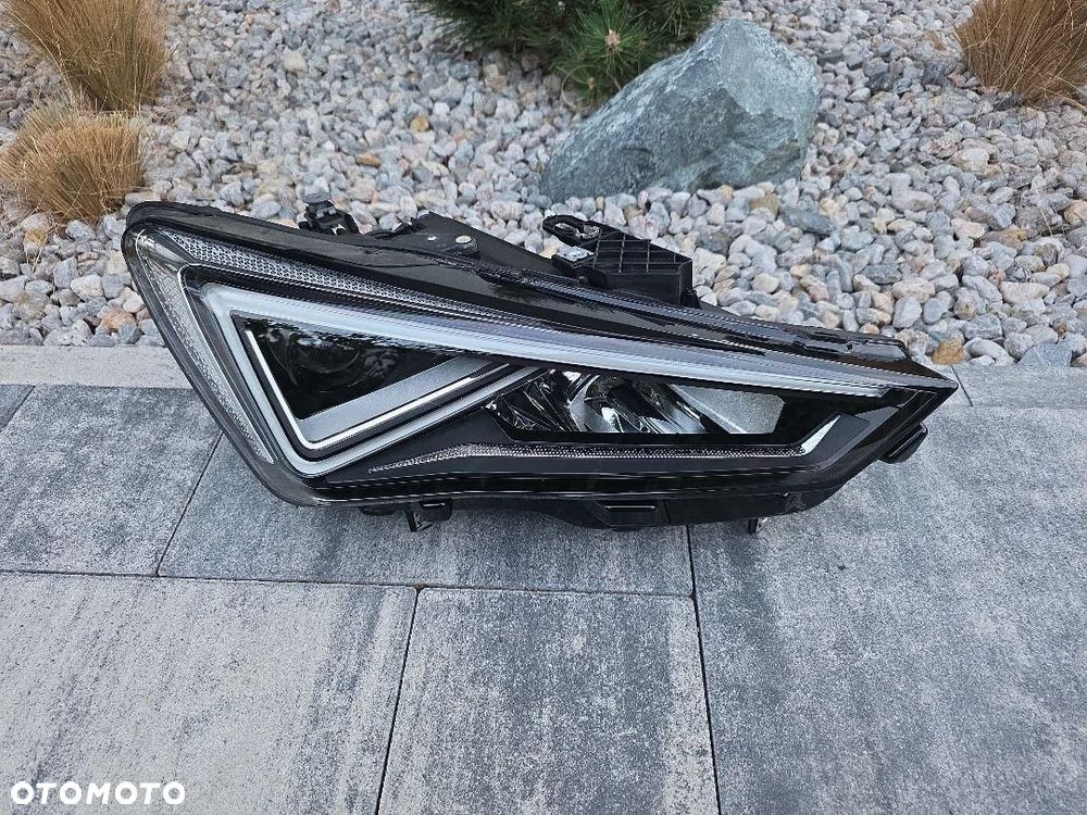 SEAT CUPRA LEON 4 IV 5FB Lampa prawa przód Full Led Dynamic 5FB941008F - 2