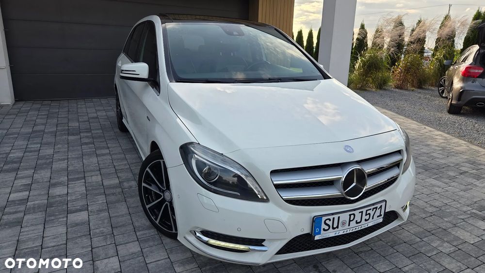 Mercedes-Benz Klasa B 200 (BlueEFFICIENCY) - 26