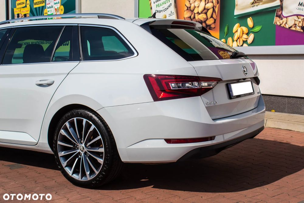 Skoda Superb 2.0 TDI L&K DSG - 4