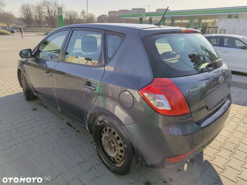 Kia Ceed 1.4 S - 4