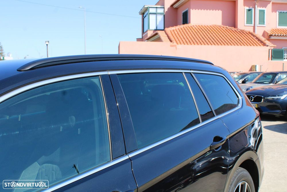 VW Passat Variant 2.0 TDI Business DSG - 20