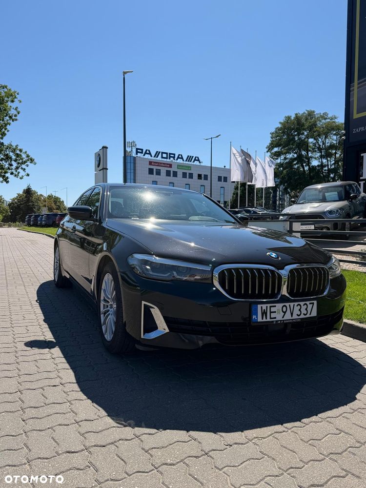 BMW Seria 5 530i xDrive Luxury Line - 3