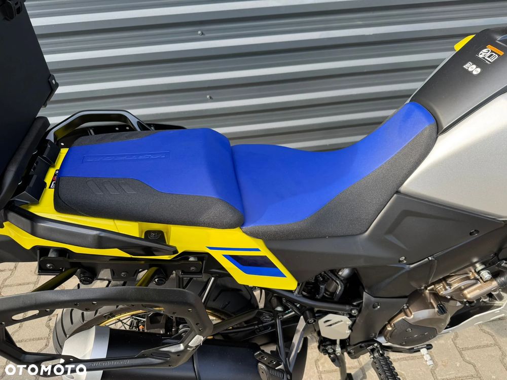 Suzuki DL - 12