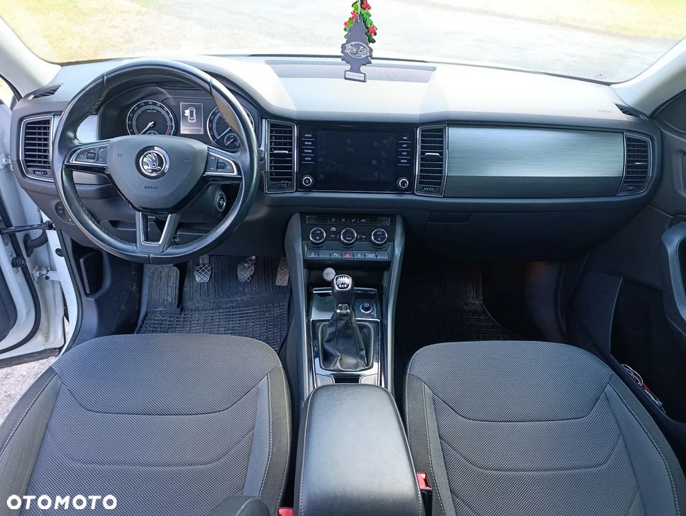 Skoda Kodiaq 2.0 TDI 4x4 Business 7os - 6