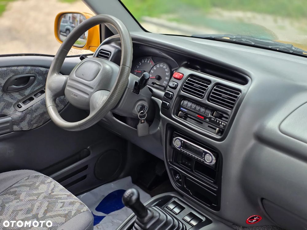 Suzuki Grand Vitara - 24