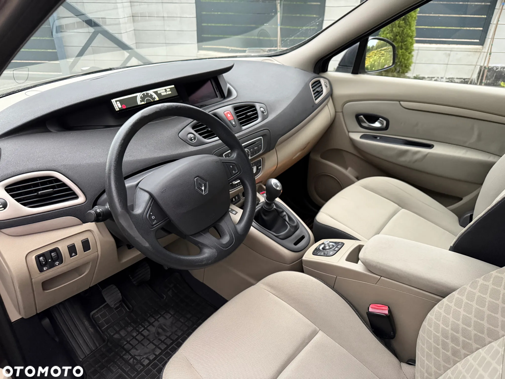 Renault Scenic 1.5 dCi Dynamique - 13
