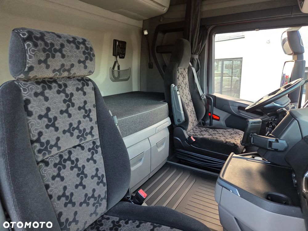 Scania R450/ 4 PODUSZKI TYŁ/ KLIMA POSTOJOWA/ ALUFELGI/ NAVI/ TACHOGRAF NOWA GENERACJA/ SERWIS NIEMCY - 24