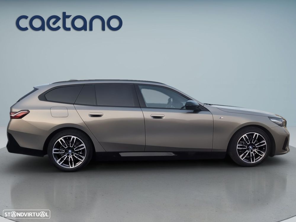 BMW 530 e Pack Desportivo M - 9