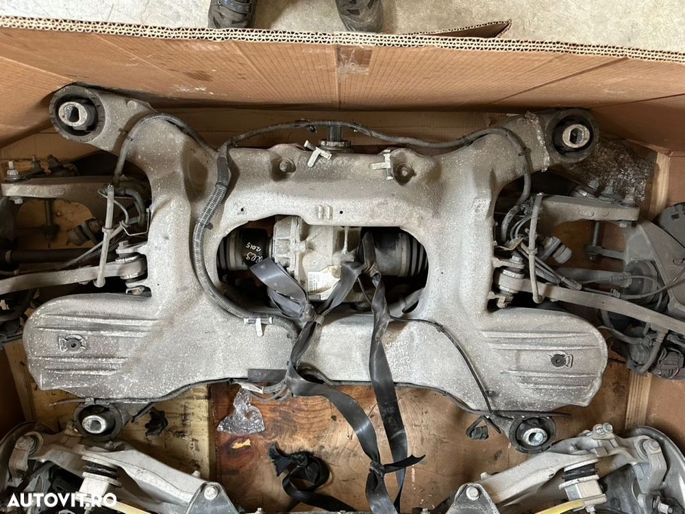 Punte spate LAND ROVER RANGE ROVER SPORT , an 2014-2020 - 1