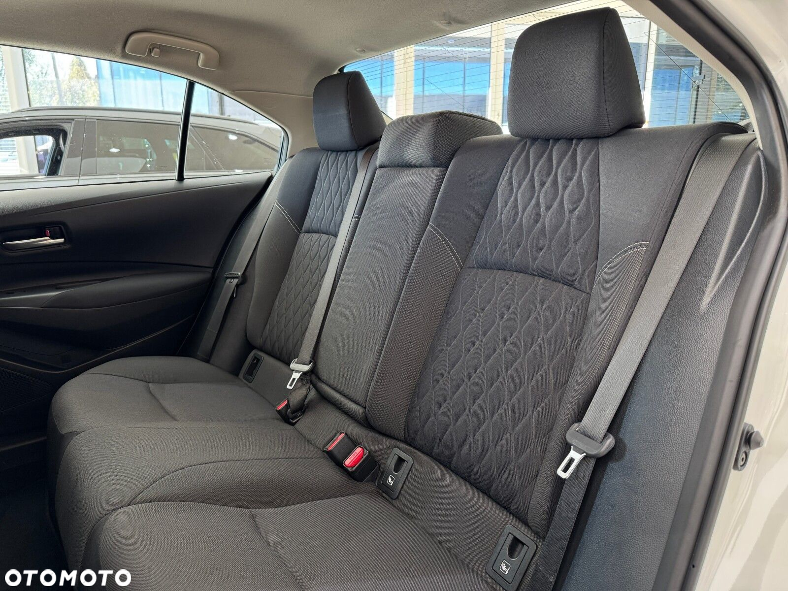 Toyota Corolla 1.5 Comfort - 13