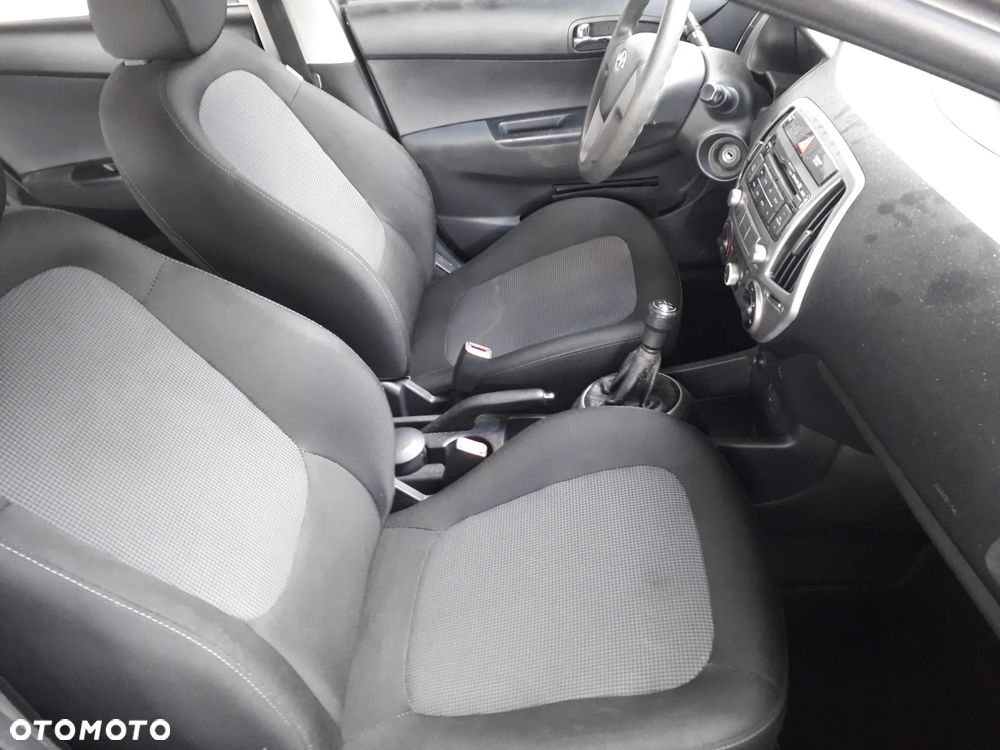 Hyundai i20 1.25 Comfort - 32