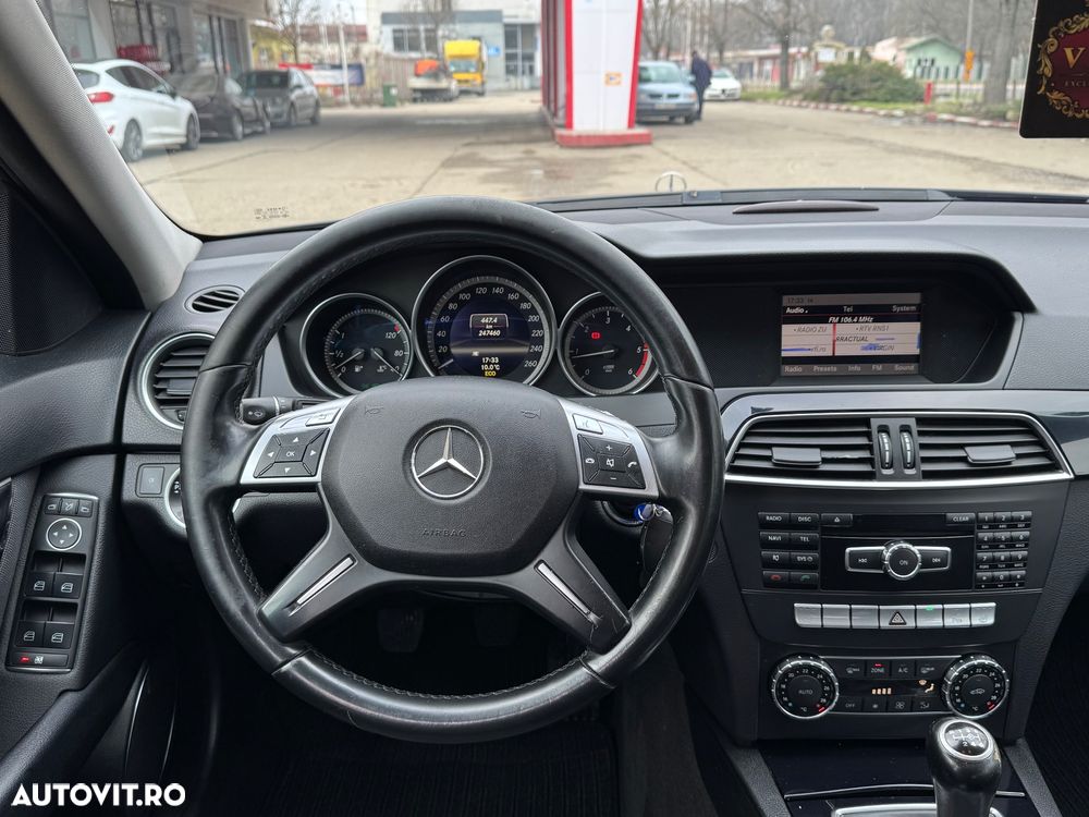Mercedes-Benz C 200 CDI DPF BlueEFFICIENCY - 17