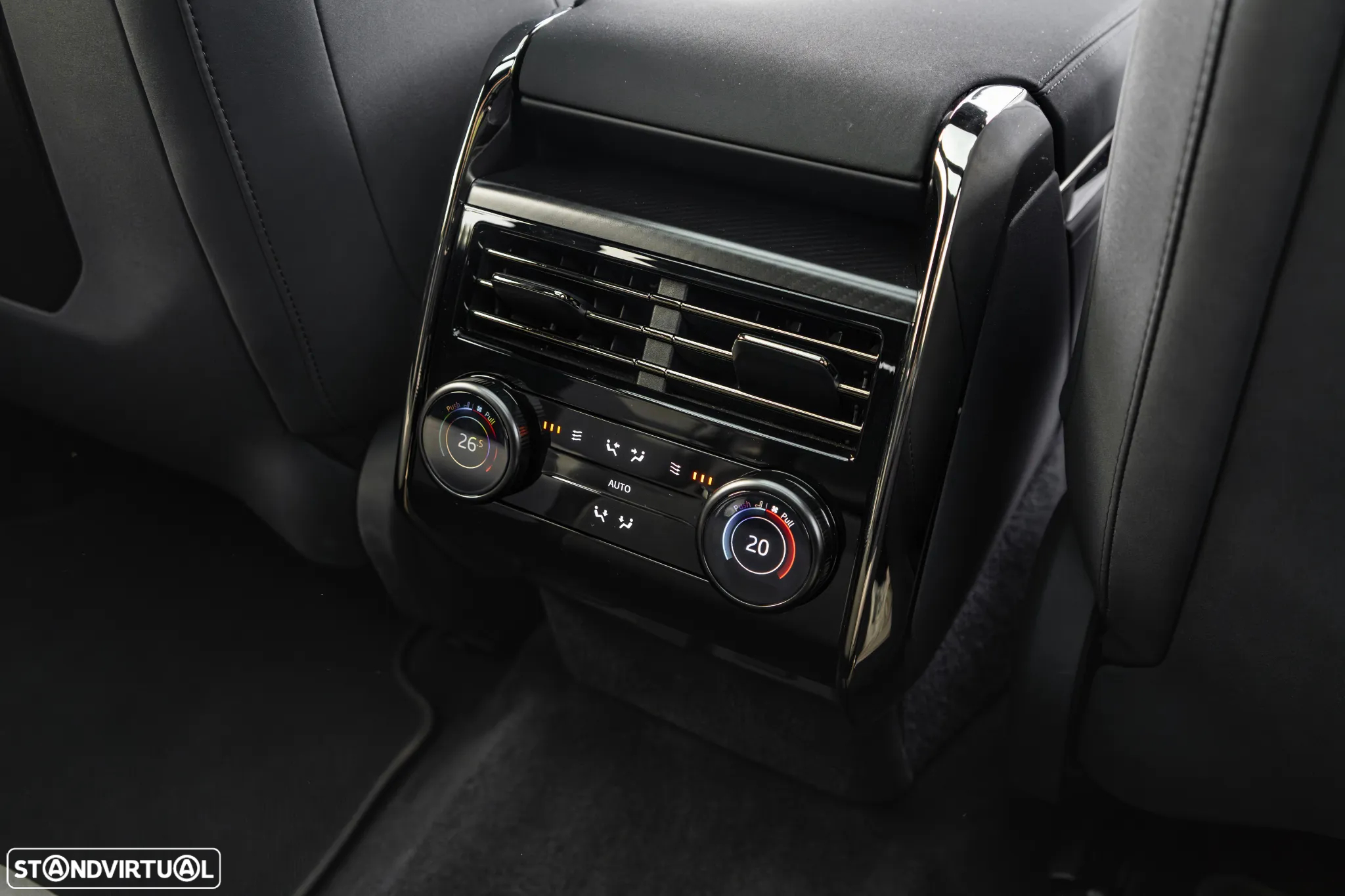 Land Rover Range Rover Sport 4.4 P635 SV Edition One (Carbon) - 46