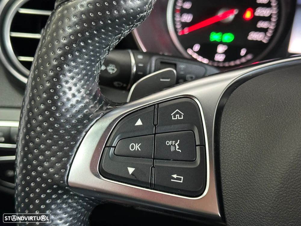 Mercedes-Benz GLC 350 e 4Matic 7G-TRONIC AMG Line - 32