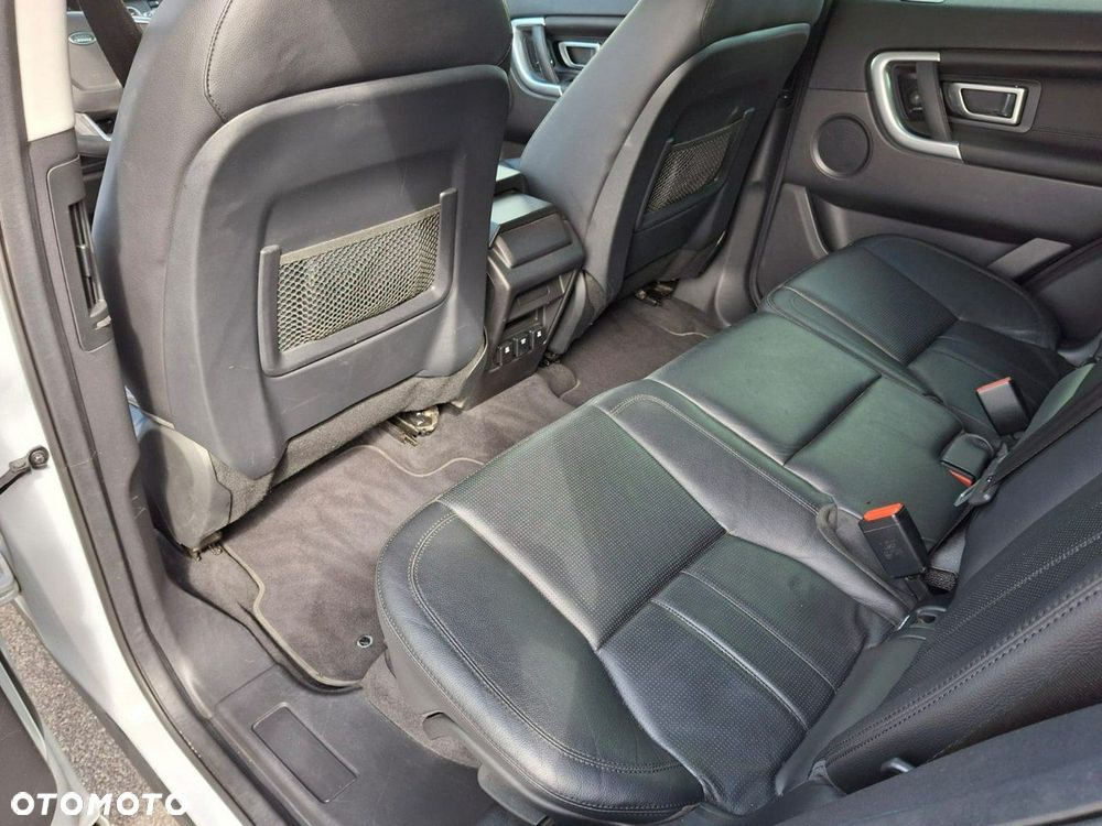 Land Rover Discovery Sport - 16