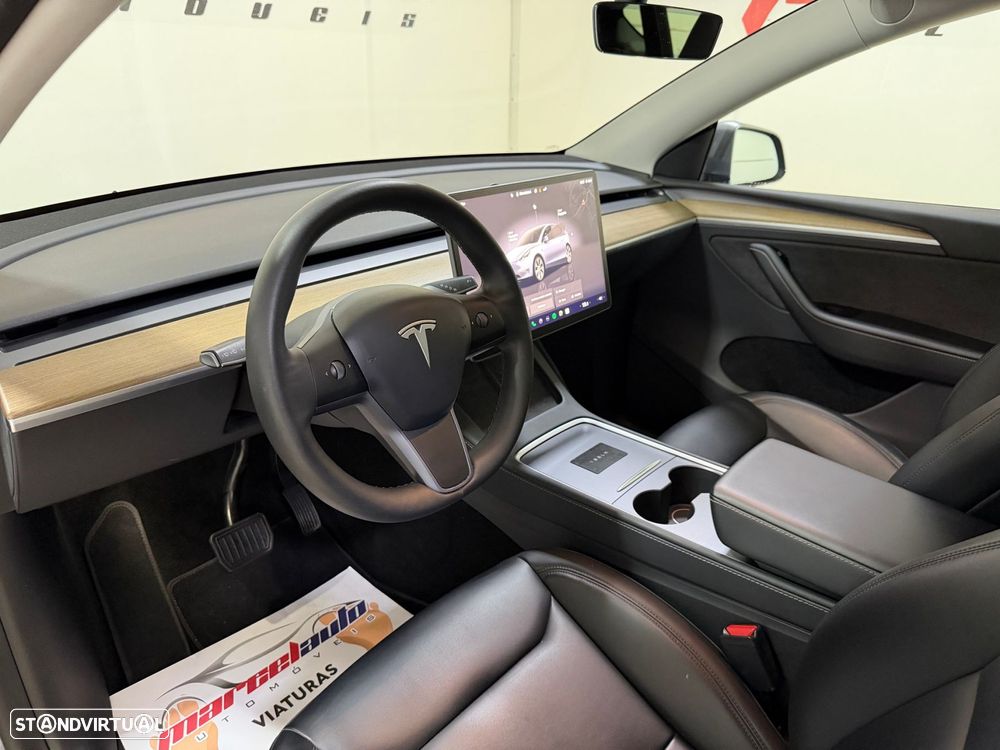 Tesla Model Y Long Range Tração Integral - 17