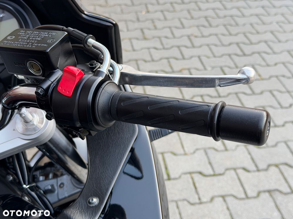 Suzuki Bandit - 25