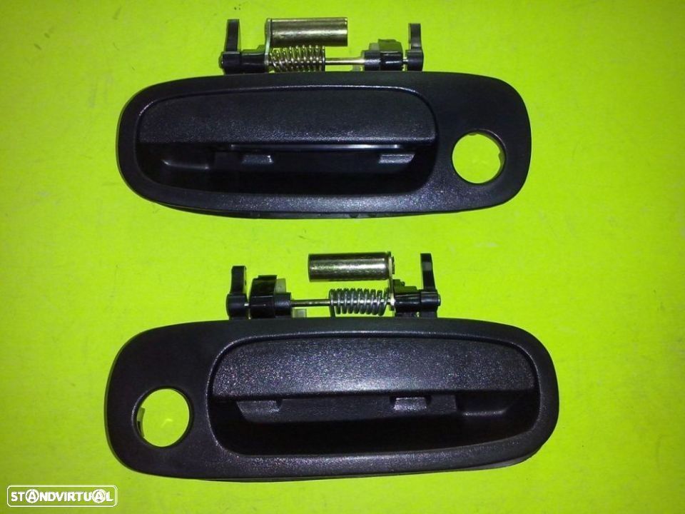 puxadores porta Toyota corolla E11 1997-2002 (novos) - 1