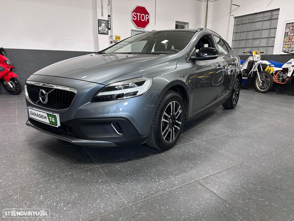 Volvo V40 Cross Country 2.0 D3 Plus - 20