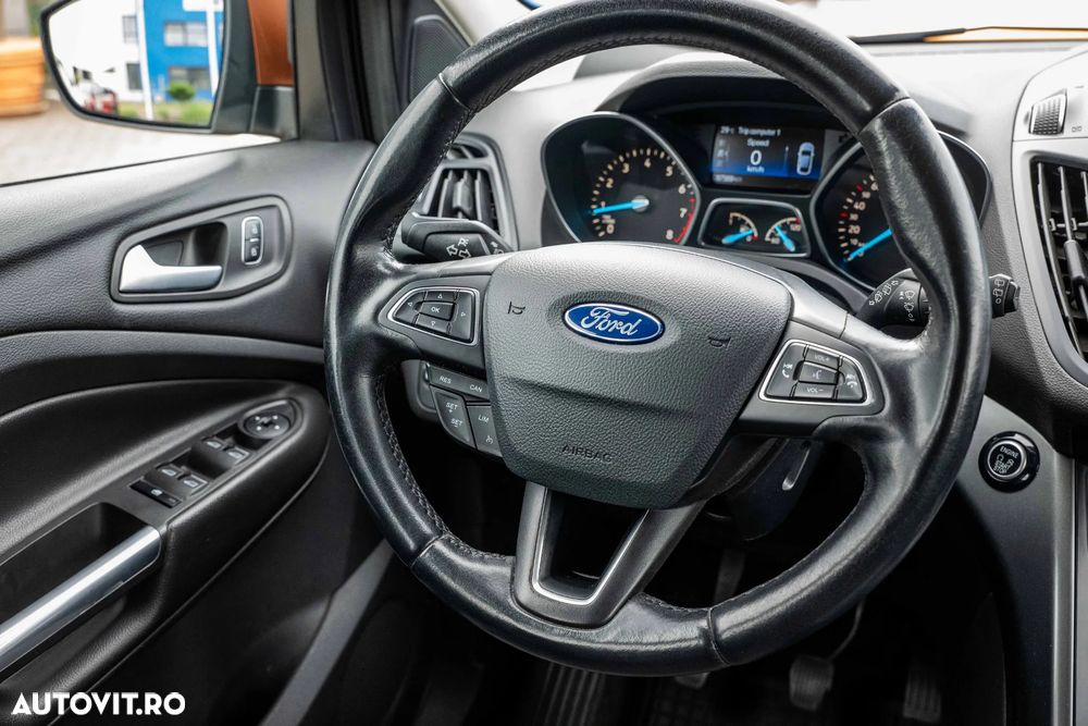 Ford Kuga 1.5 EcoBoost 2WD Trend - 21