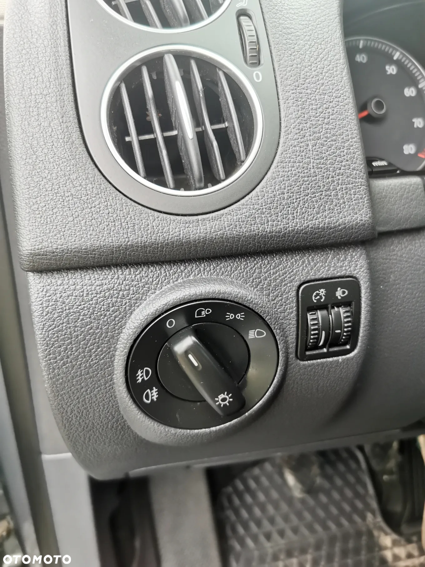 Volkswagen Golf Plus - 23