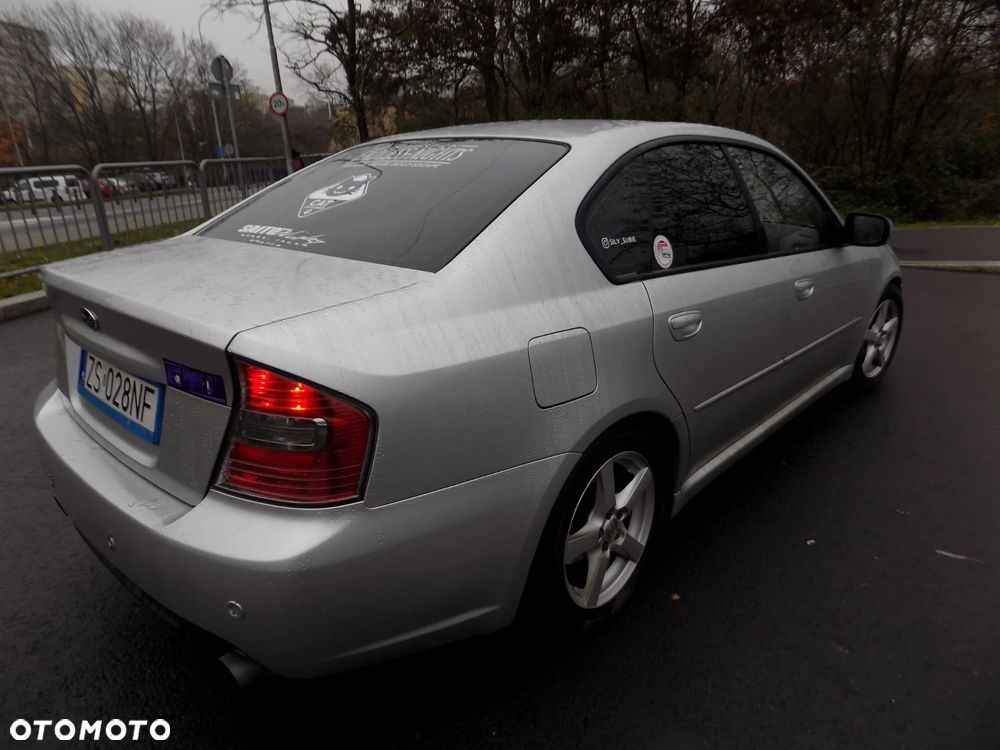 Subaru Legacy 2.5i AT - 6