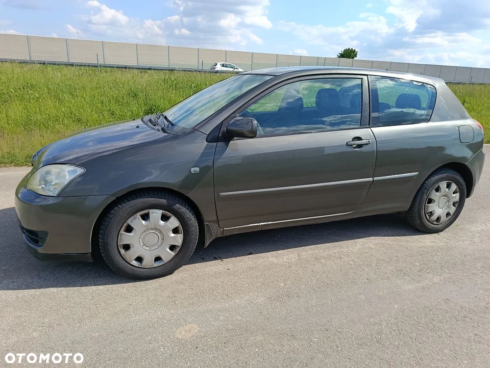 Toyota Corolla 1.6 VVT-i Dynamic - 4