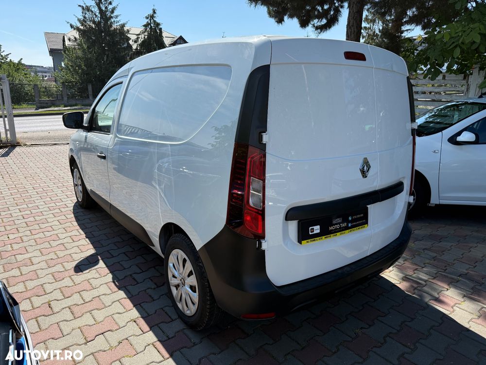 Renault Express - 4