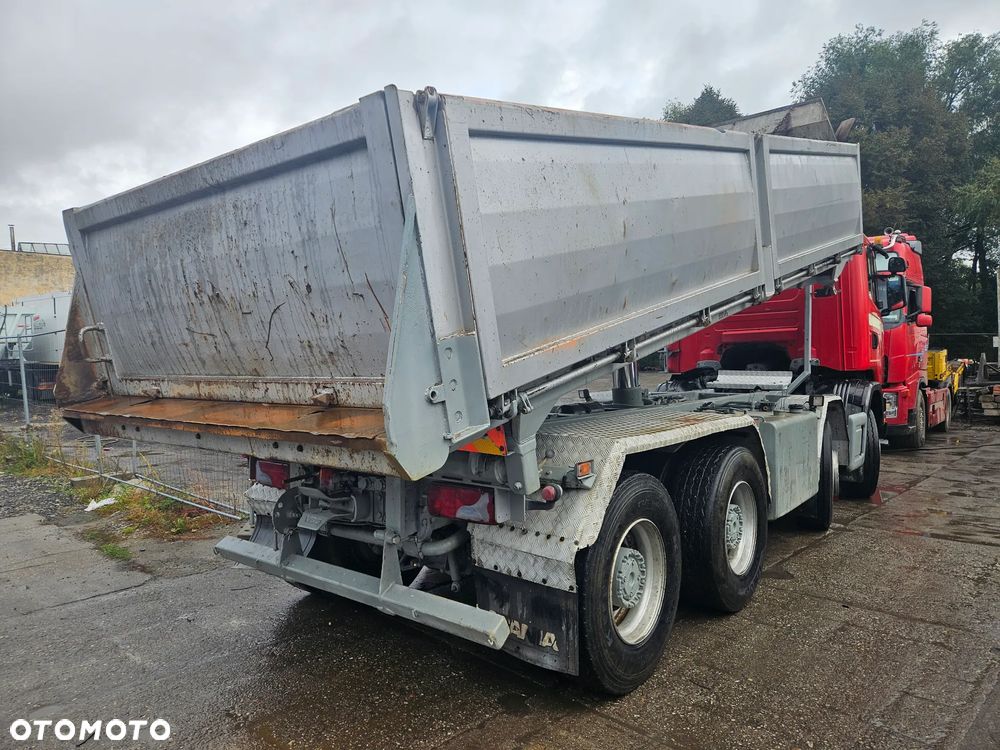 Scania 124c 470 8x4 - 5