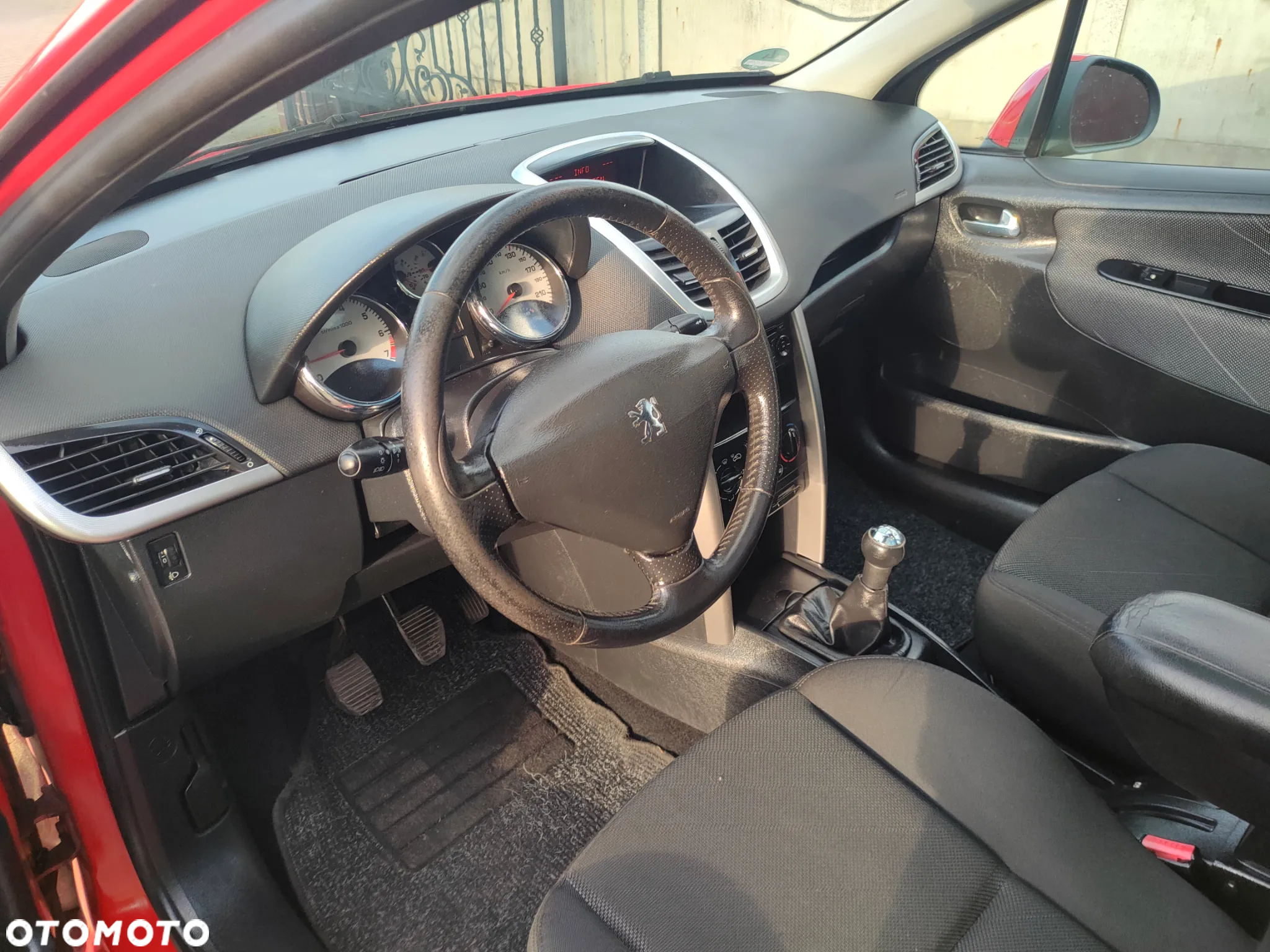 Peugeot 207 1.6 VTi Sporty - 12