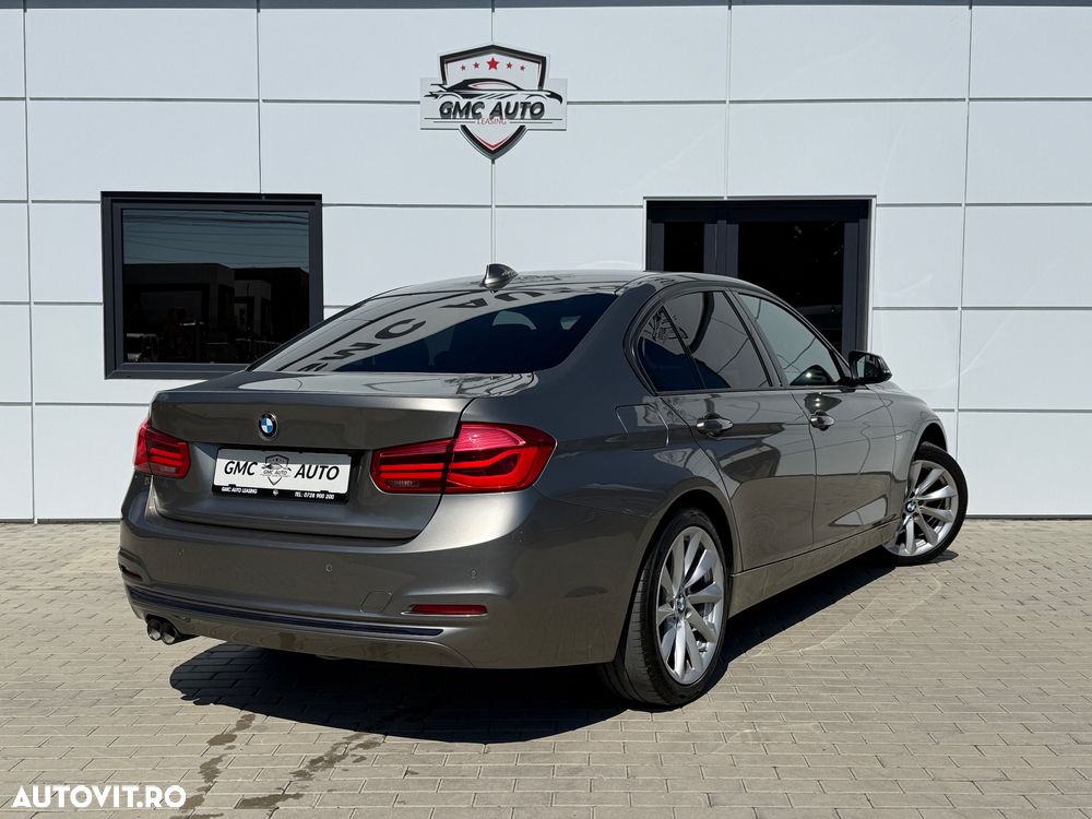 BMW Seria 3 320d Aut. Sport Line - 2