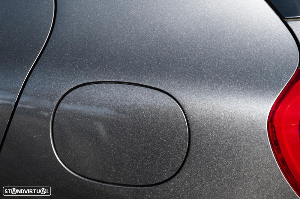 Mercedes-Benz GLA 180 CDI Urban - 10