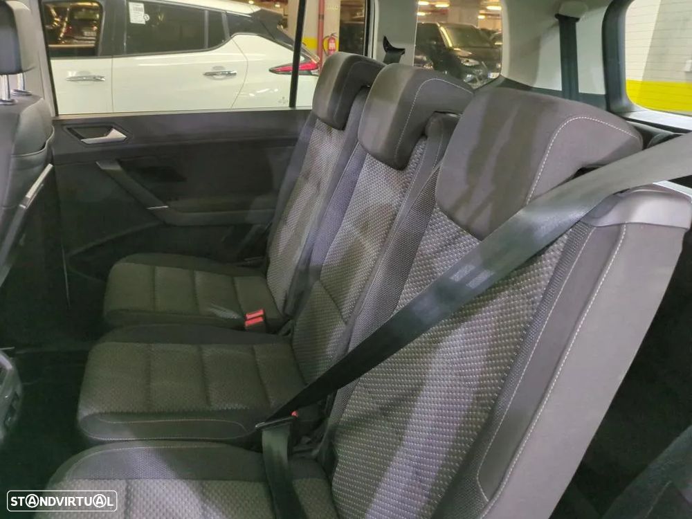 VW Touran 2.0 TDI Confortline - 8