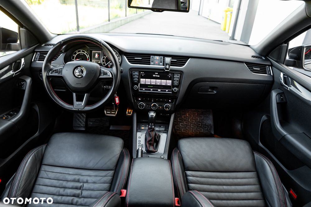 Skoda Octavia 2.0 TSI (Green tec) DSG RS - 23