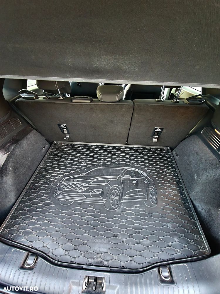 Ford Kuga 2.0 EcoBlue mHEV FWD Titanium - 14
